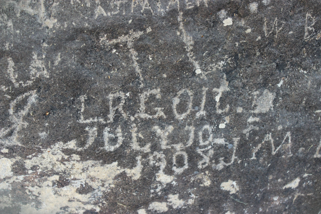 Register Rock Engravings